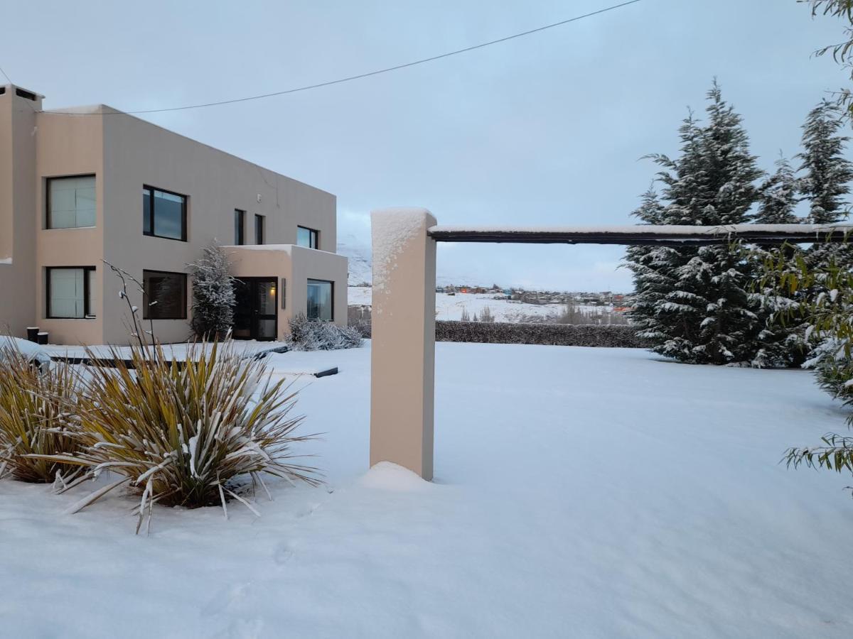 Casa Luminosa Con Parque Y Vista Espectacular Appartement El Calafate Buitenkant foto