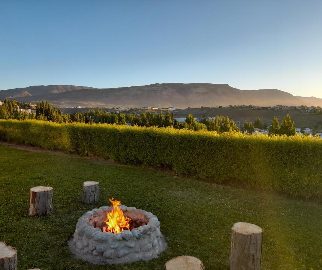 Casa Luminosa Con Parque Y Vista Espectacular Appartement El Calafate Buitenkant foto